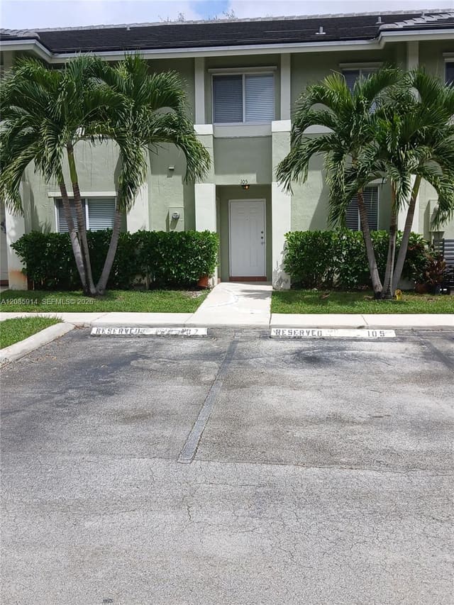 105 Hidden Ct Road A-3, Hollywood, FL 33023