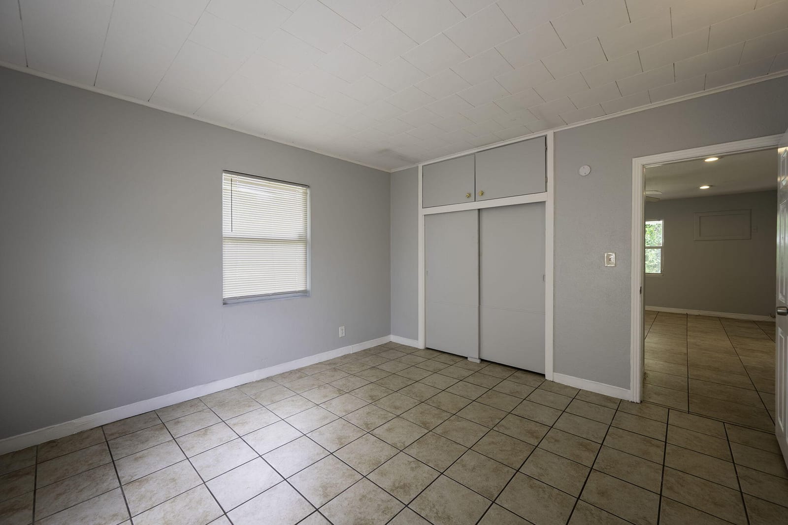 5136 Studio Drive, Zephyrhills, FL 33542 photo 16
