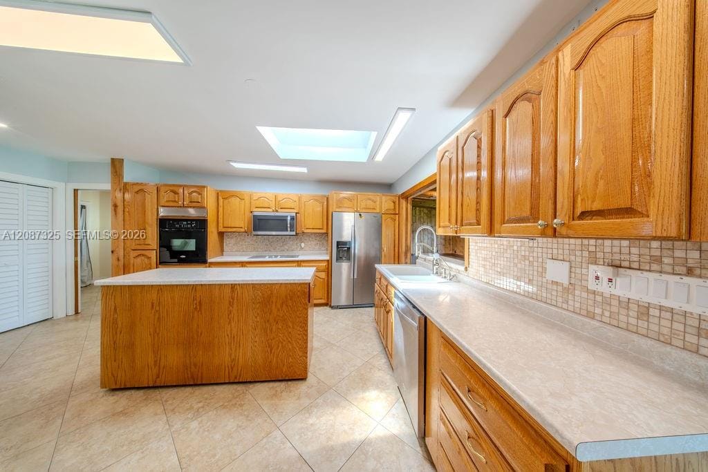 4391 SW 77th Avenue, Davie, FL 33328 photo 5