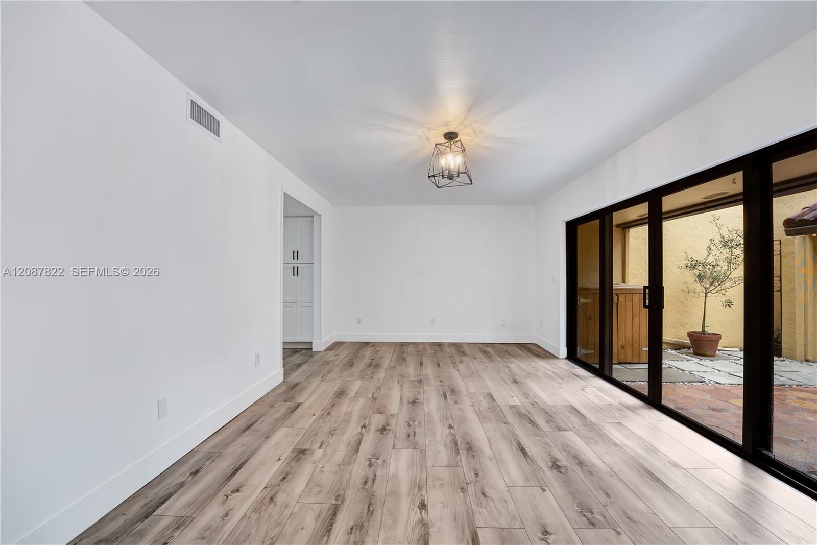 3871 Alcantara Avenue 74D — photo 3
