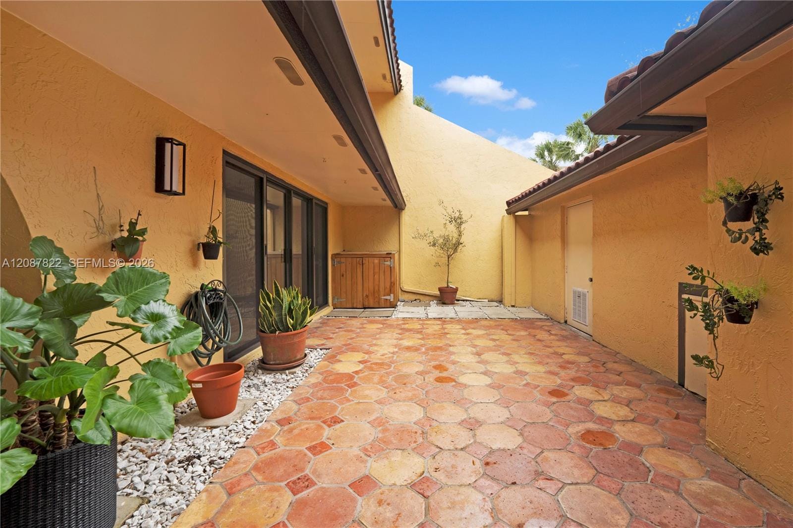 3871 Alcantara Avenue 74D, Doral, FL 33178 photo 25