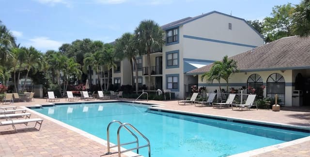706 EXECUTIVE CENTER Drive 12, West Palm Beach, FL 33401