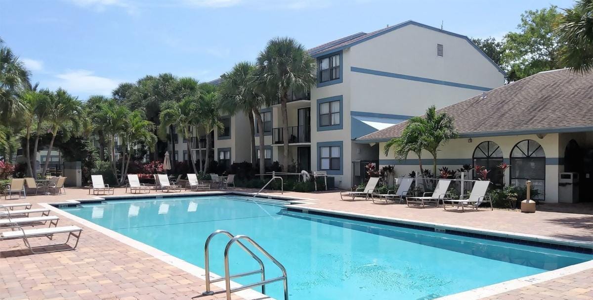 706 EXECUTIVE CENTER Drive 12, West Palm Beach, FL 33401