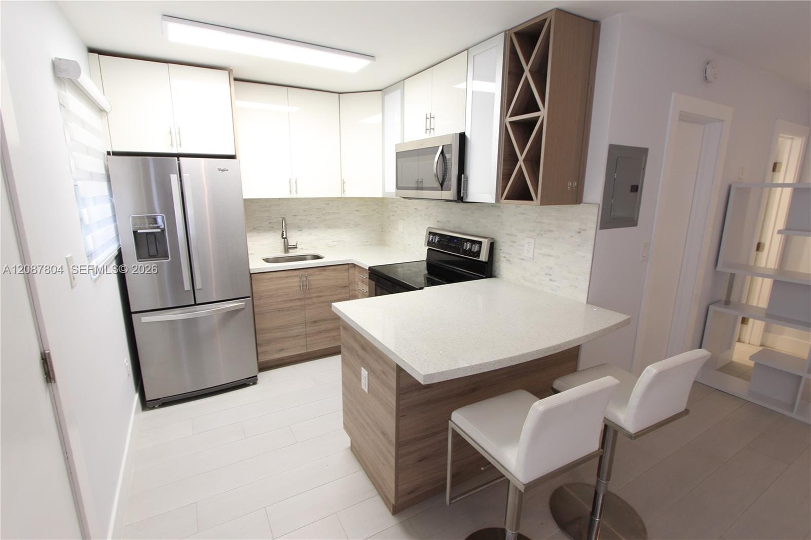 427 Santander Avenue 202, Coral Gables, FL 33134 photo 4