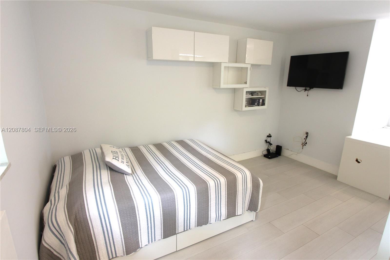 427 Santander Avenue 202, Coral Gables, FL 33134 photo 7