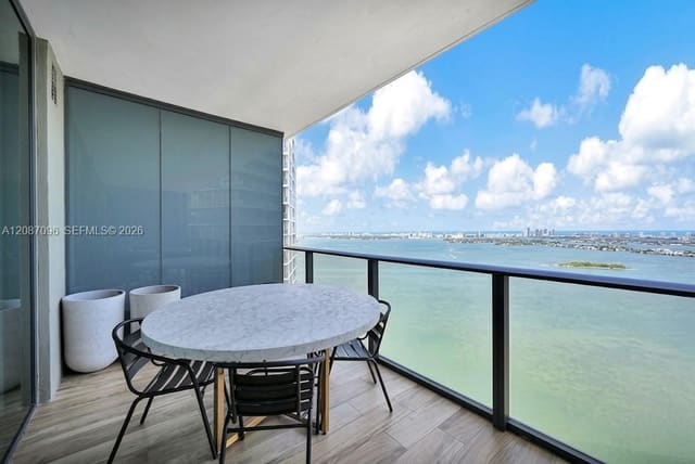 650 NE 32nd Street 4705, Miami, FL 33137