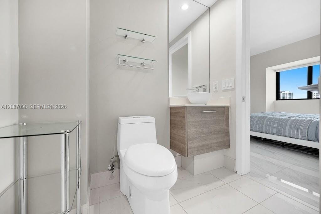 650 NE 32nd Street 4705, Miami, FL 33137 photo 24