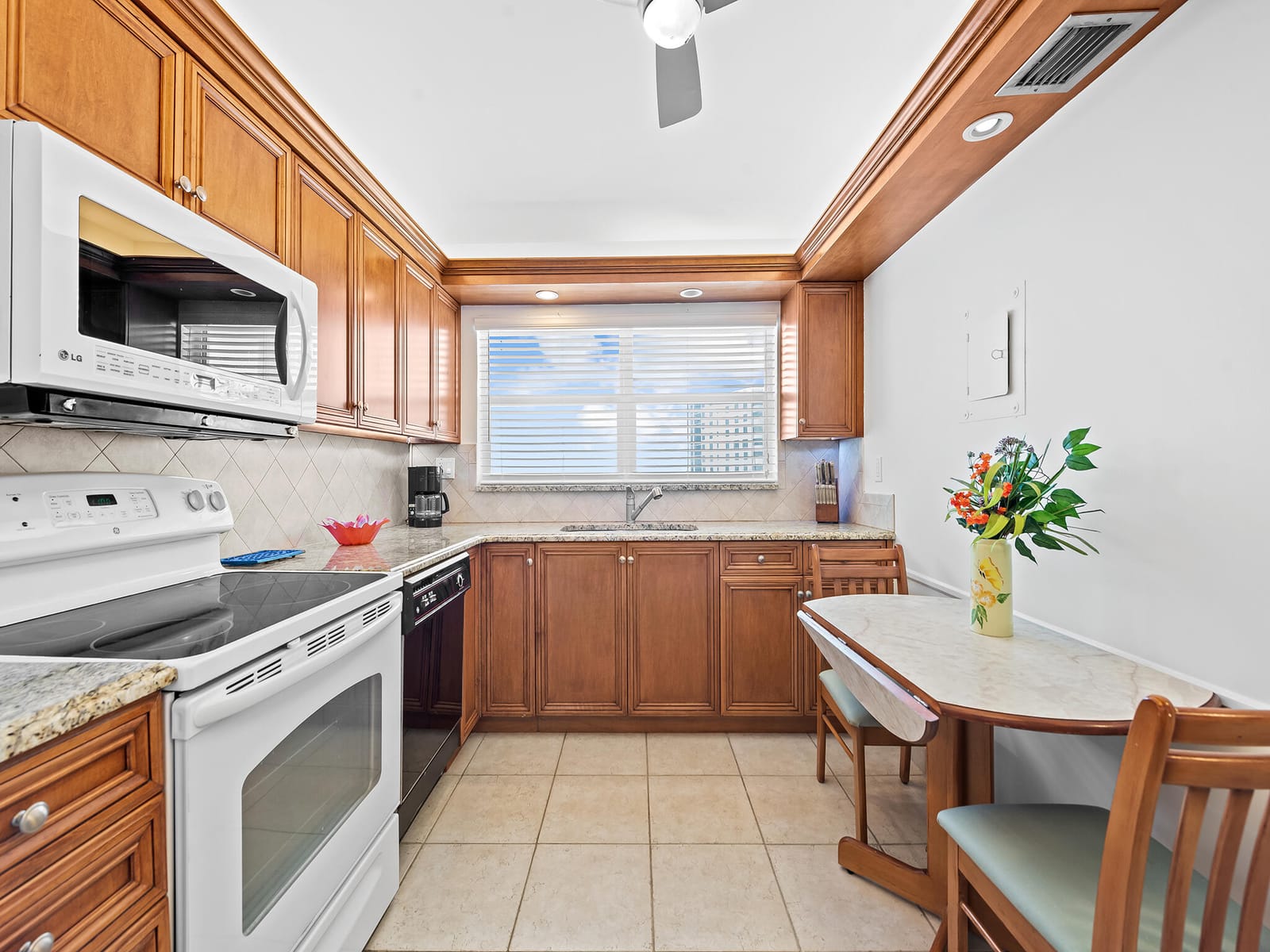 3310 S Ocean Boulevard 928d — photo 6