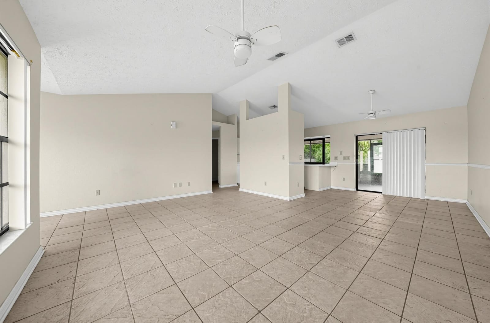 3109 SE MALL Terrace, Port St. Lucie, FL 34984 photo 8
