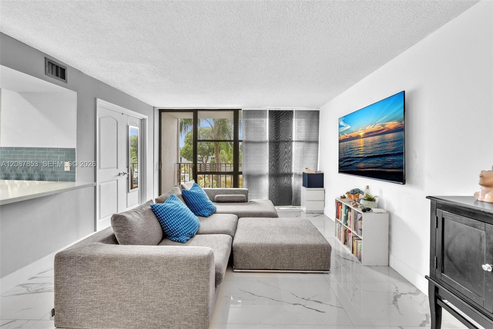 1000 Parkview Drive 329, Hallandale Beach, FL 33009 photo 4