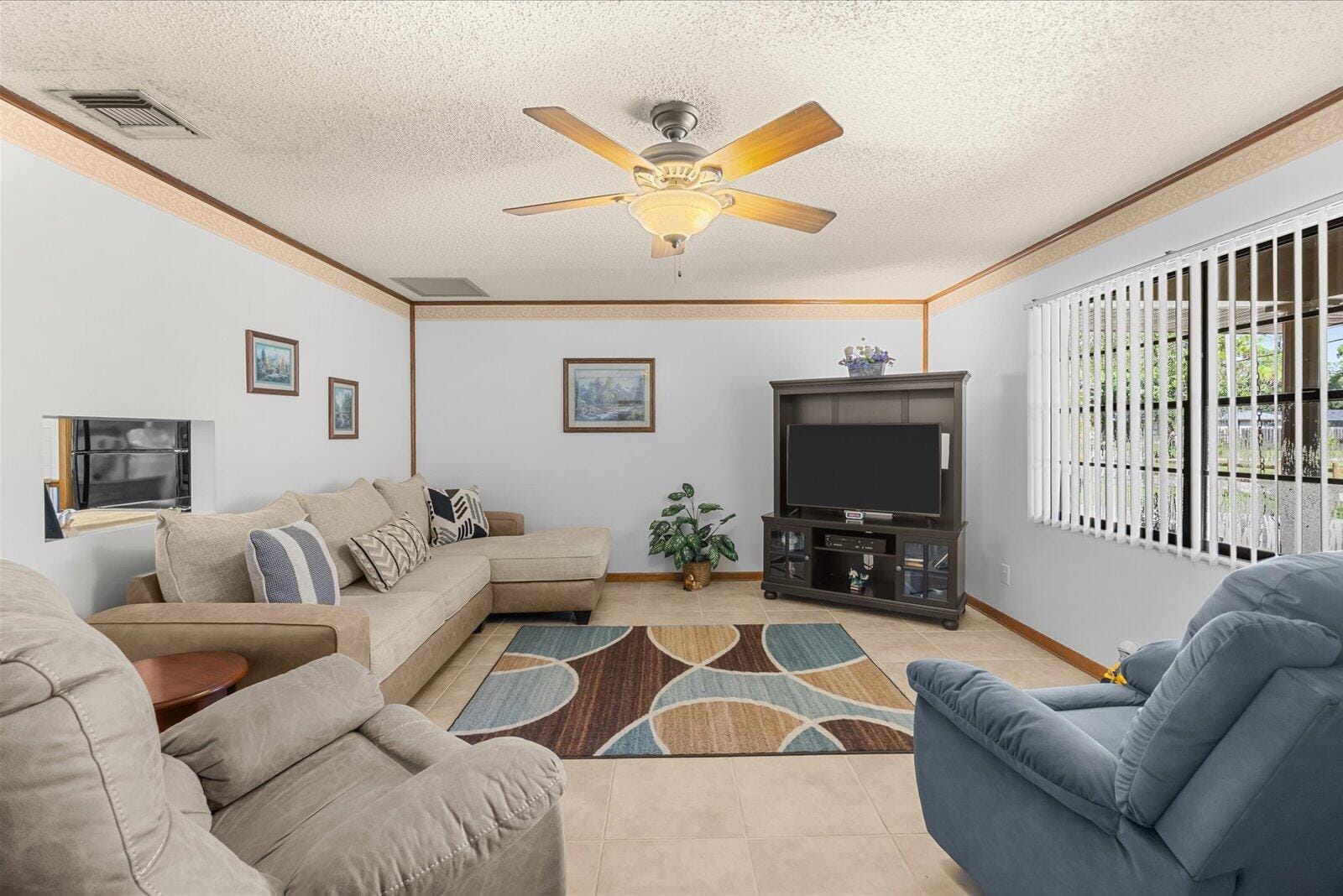 351 BAYSINGER Avenue, Fort Pierce, FL 34982 photo 14