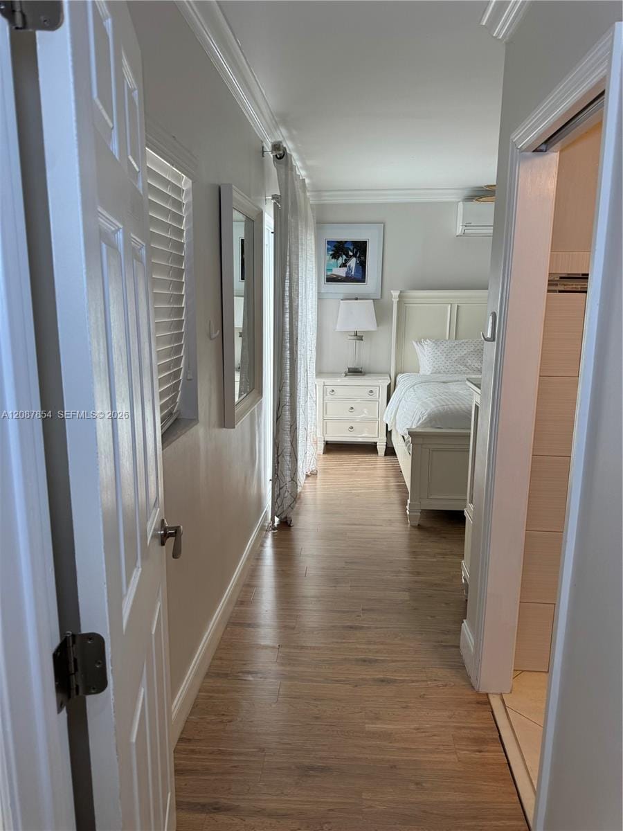 2448 Holly Lane . — photo 11