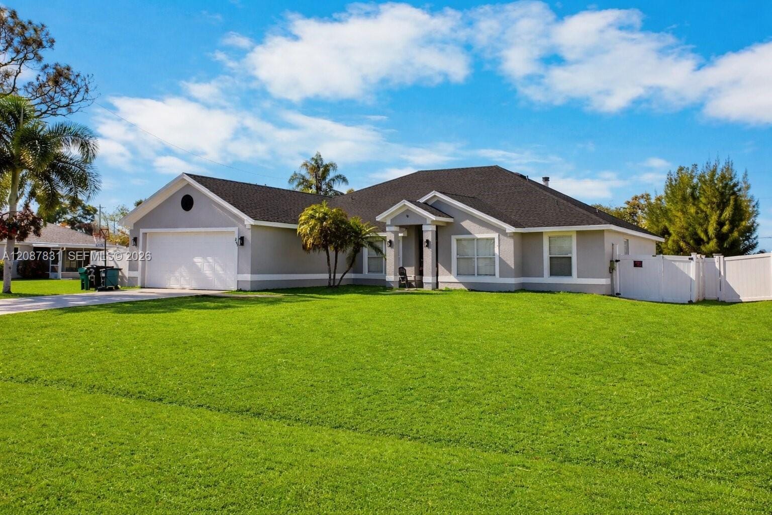 293 SW Pagoda Terrace, Port St. Lucie, FL 34984