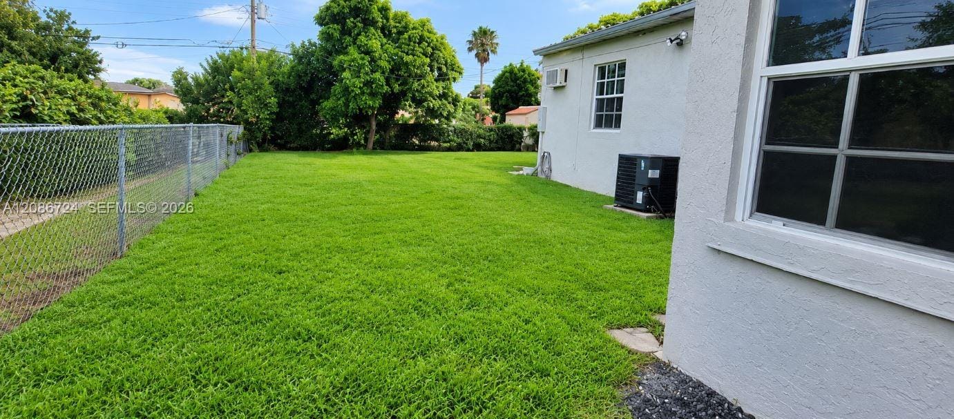 1618 NW 14th Court — photo 11