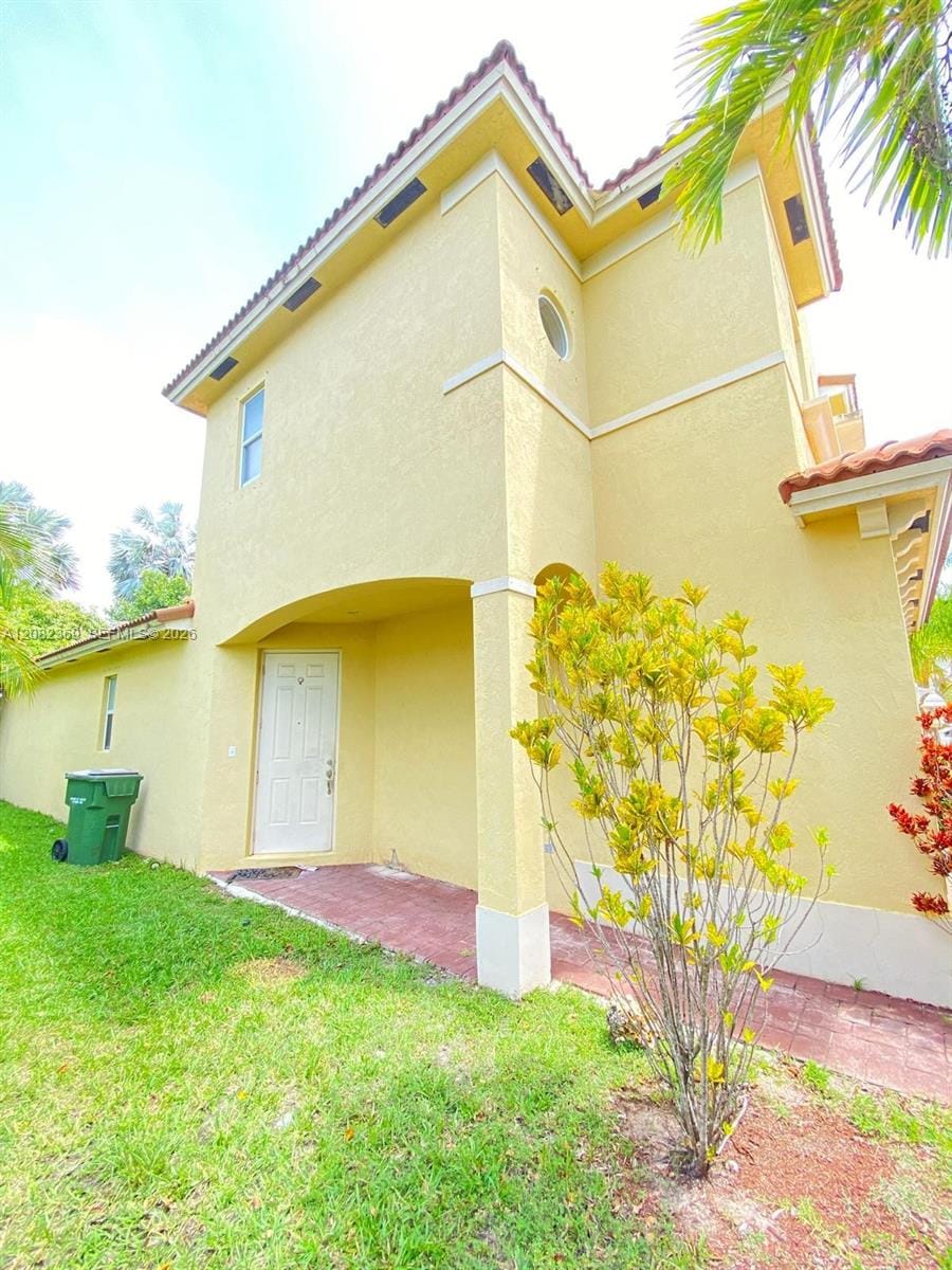 2302 NE 37th Terrace 2302, Homestead, FL 33033 photo 2