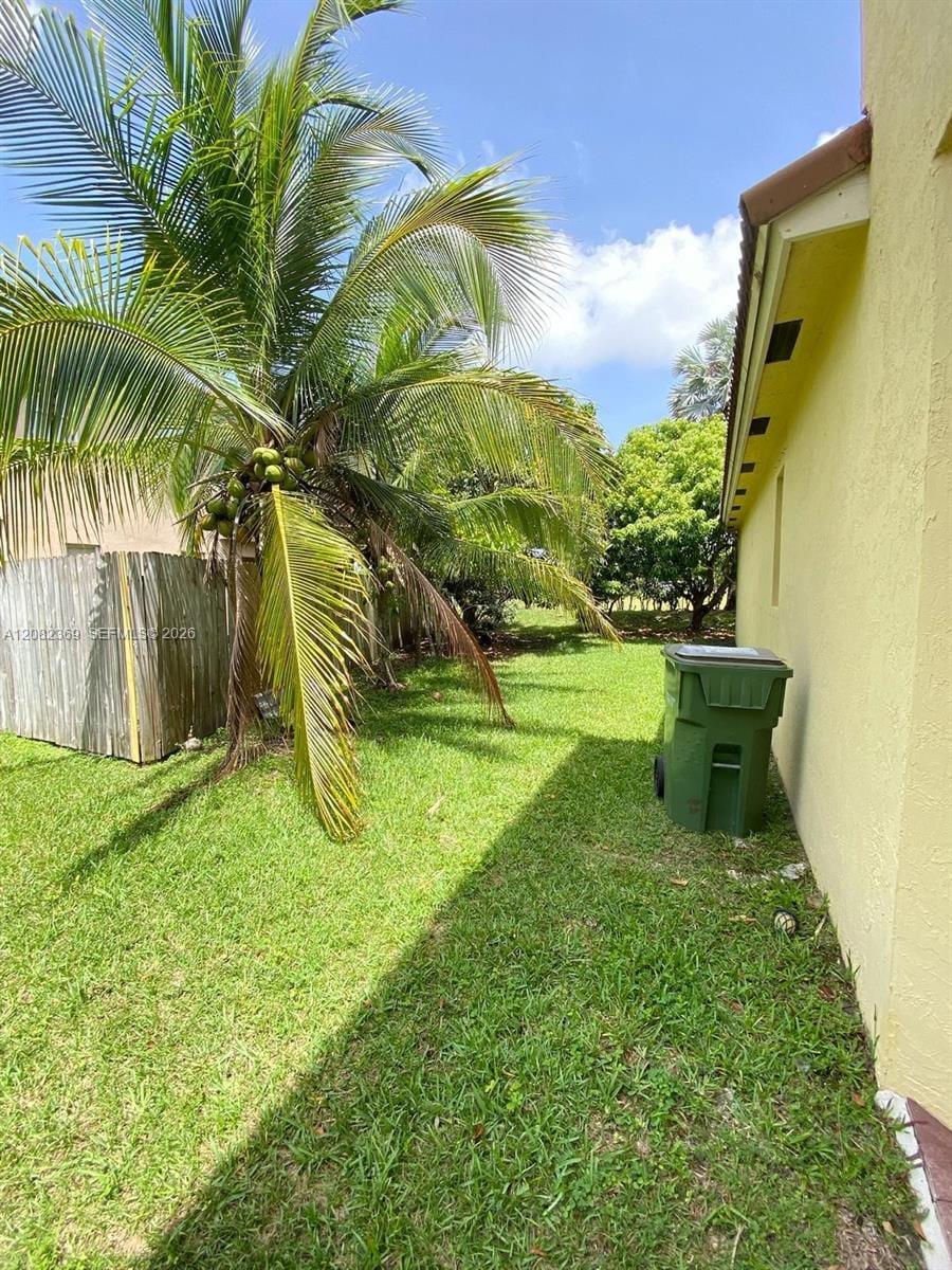 2302 NE 37th Terrace 2302, Homestead, FL 33033 photo 3