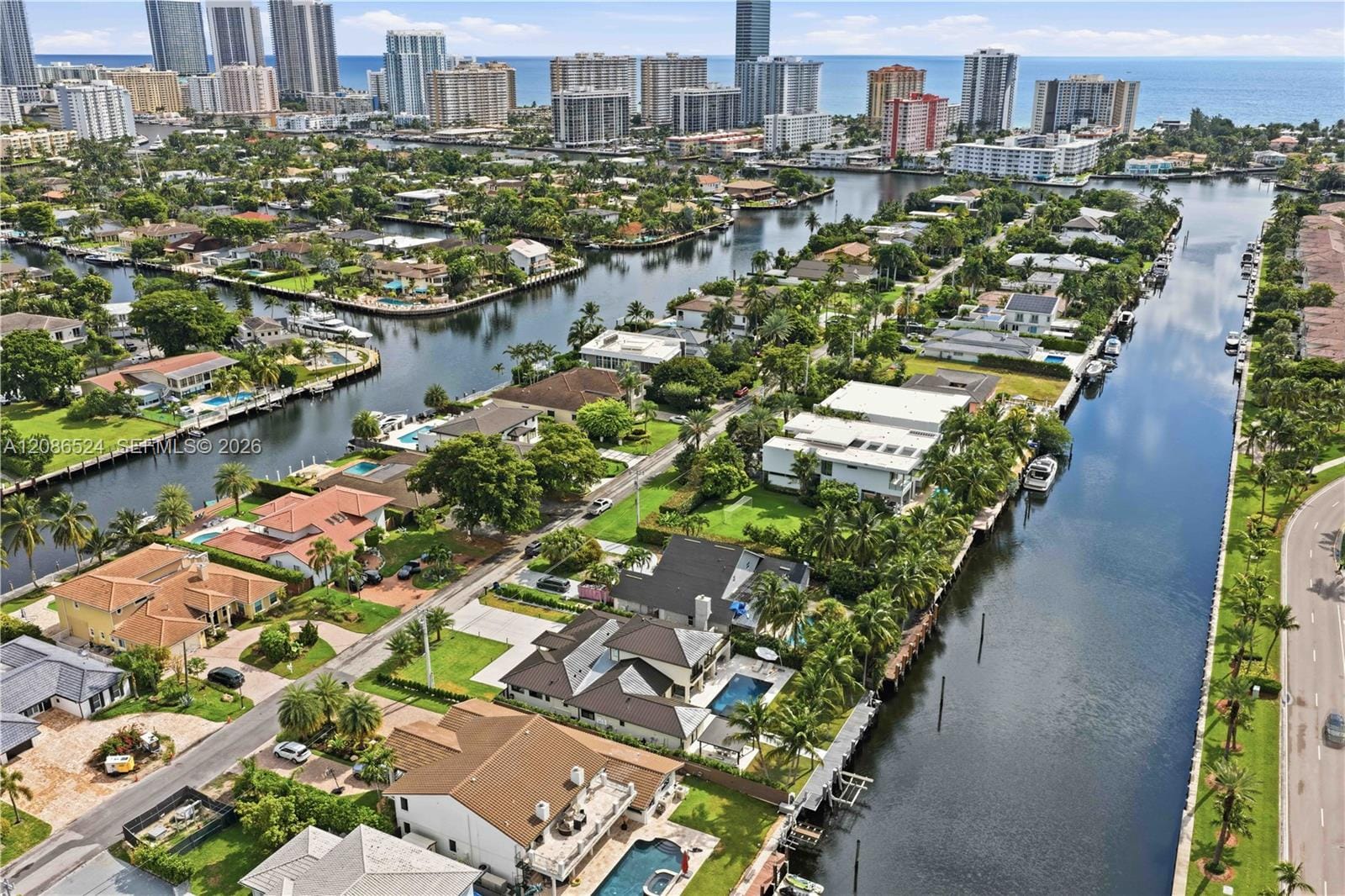 415 Holiday Drive, Hallandale Beach, FL 33009 photo 14