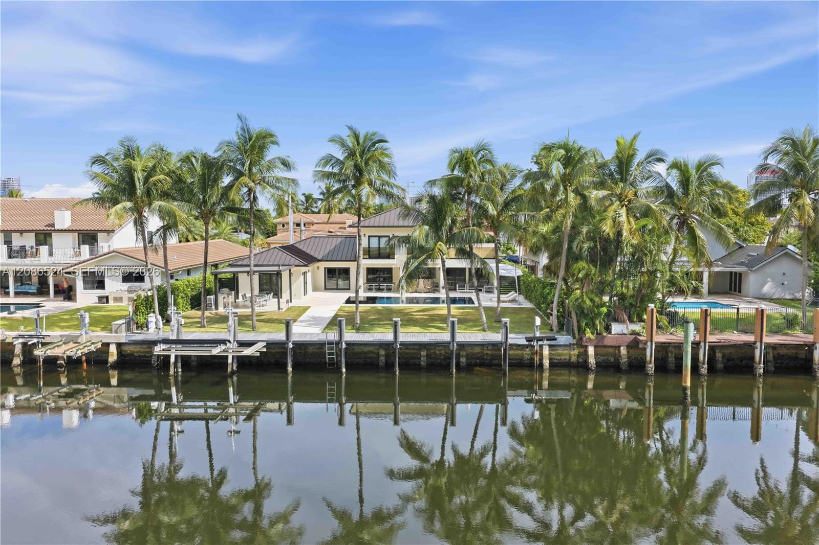 415 Holiday Drive, Hallandale Beach, FL 33009 photo 16