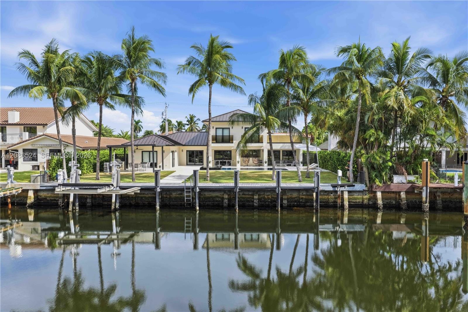 415 Holiday Drive, Hallandale Beach, FL 33009 photo 17