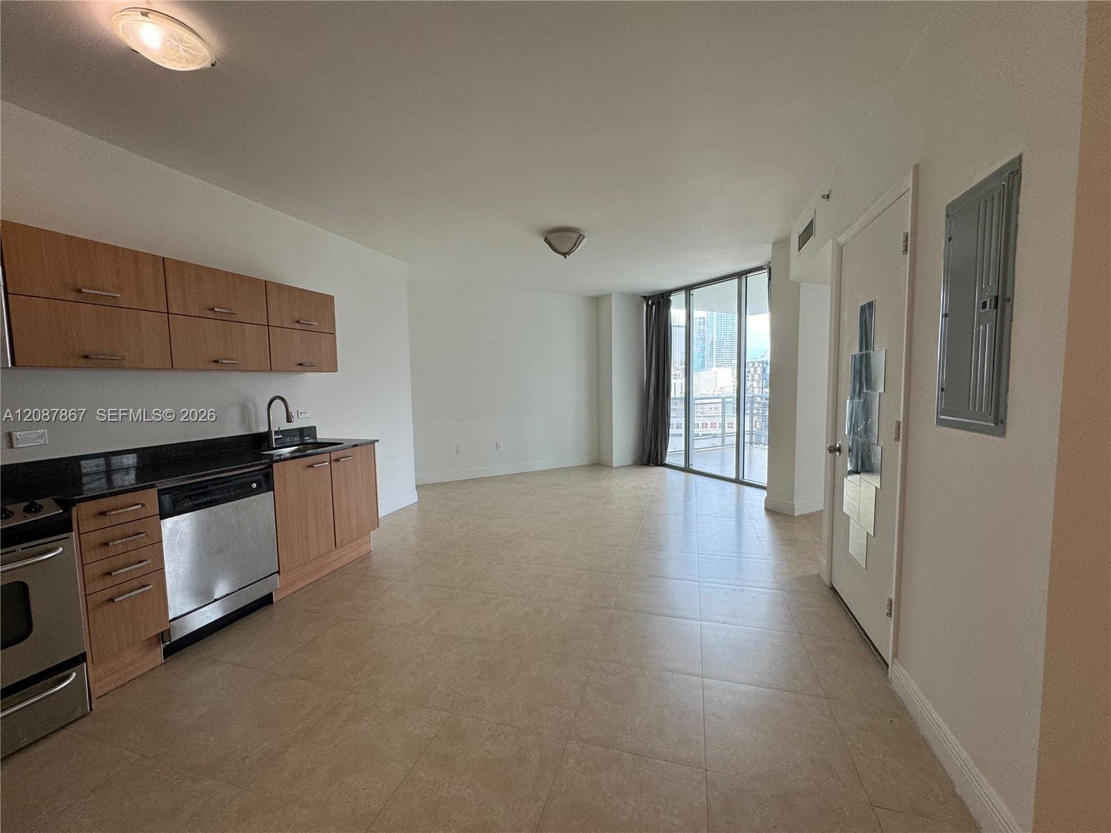 350 S Miami Avenue 1209, Miami, FL 33130 photo 2