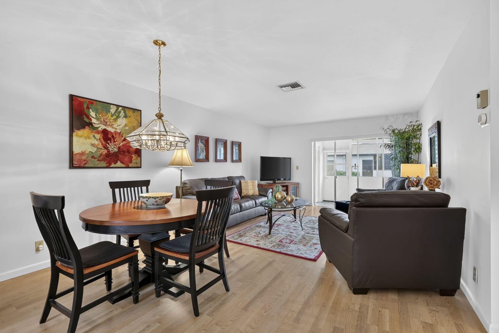 2990 Crosley Drive E G — photo 6