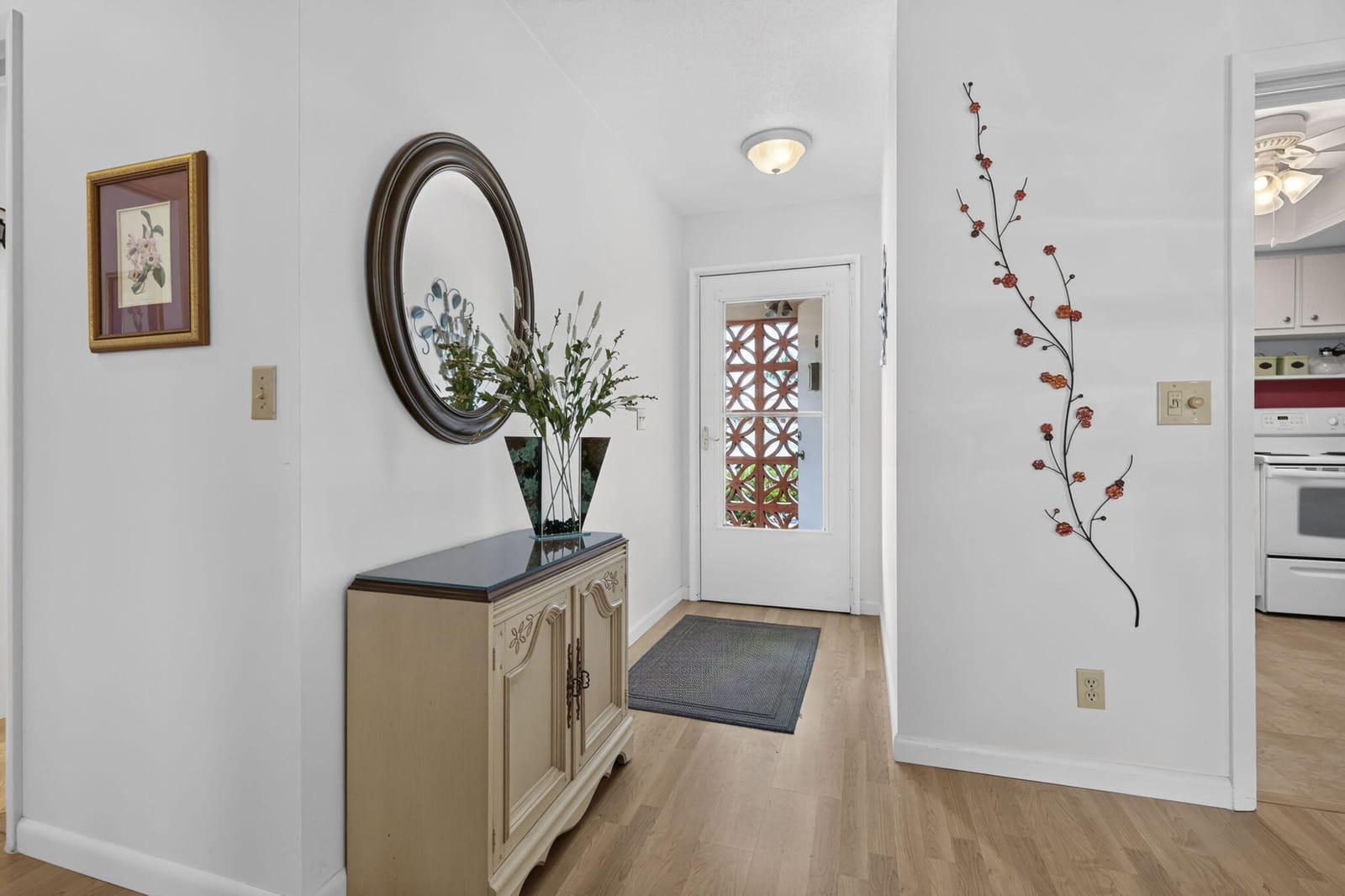 2990 Crosley Drive E G — photo 7
