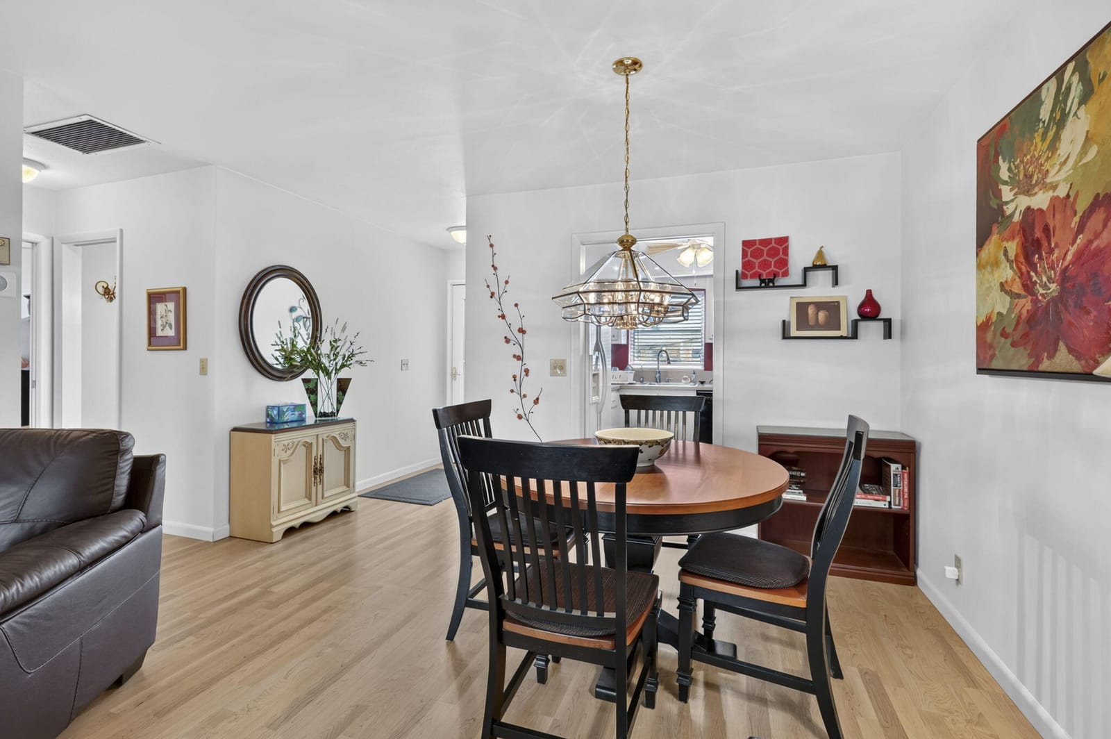 2990 Crosley Drive E G — photo 8