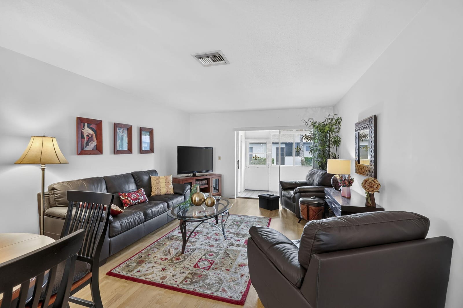 2990 Crosley Drive E G — photo 10