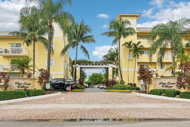 150 NE 15TH Avenue 138, Pine Crest Village Ii, Fort Lauderdale, FL