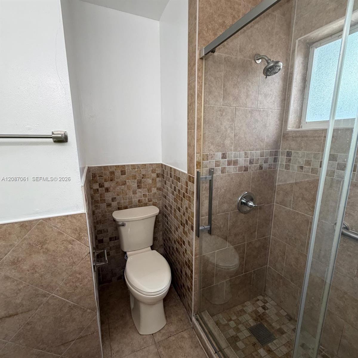 3932 NW 39th Avenue, Lauderdale Lakes, FL 33309 photo 13