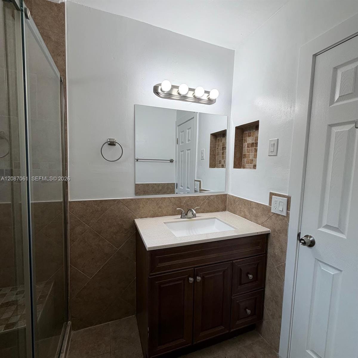 3932 NW 39th Avenue, Lauderdale Lakes, FL 33309 photo 17