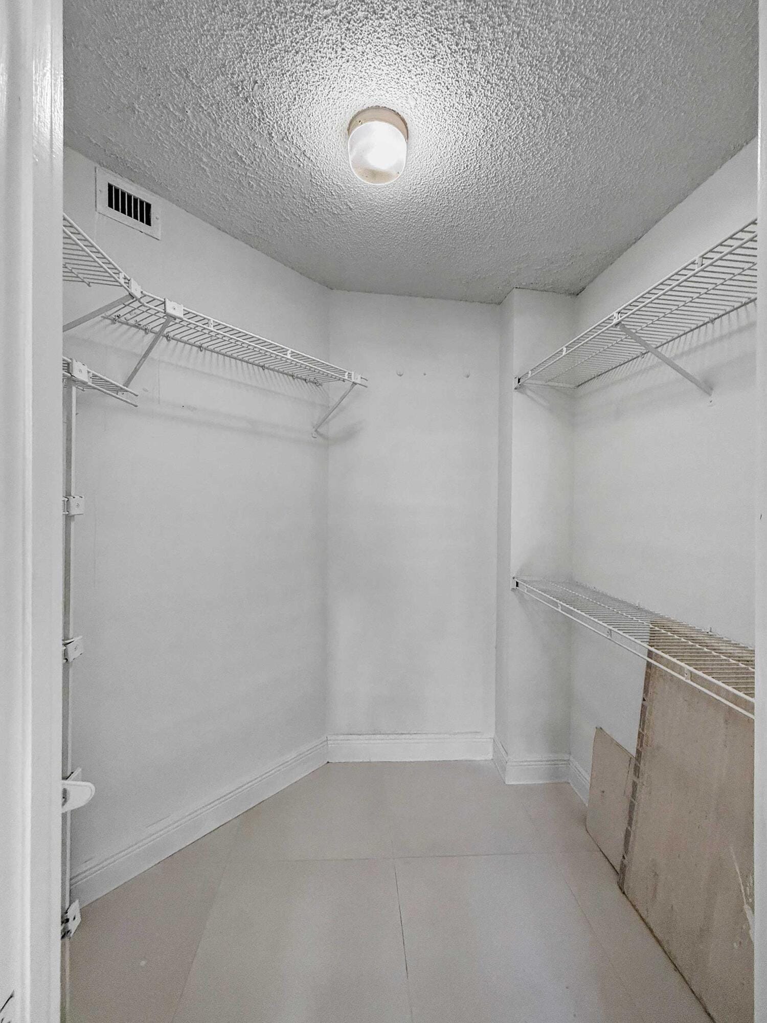 8290 LAKE Drive 250, Doral, FL 33166 photo 21