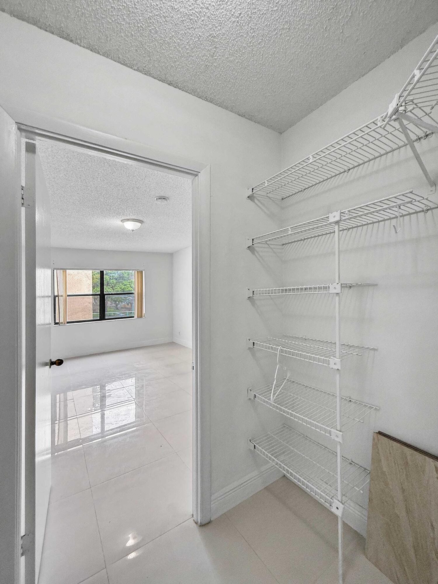 8290 LAKE Drive 250, Doral, FL 33166 photo 25