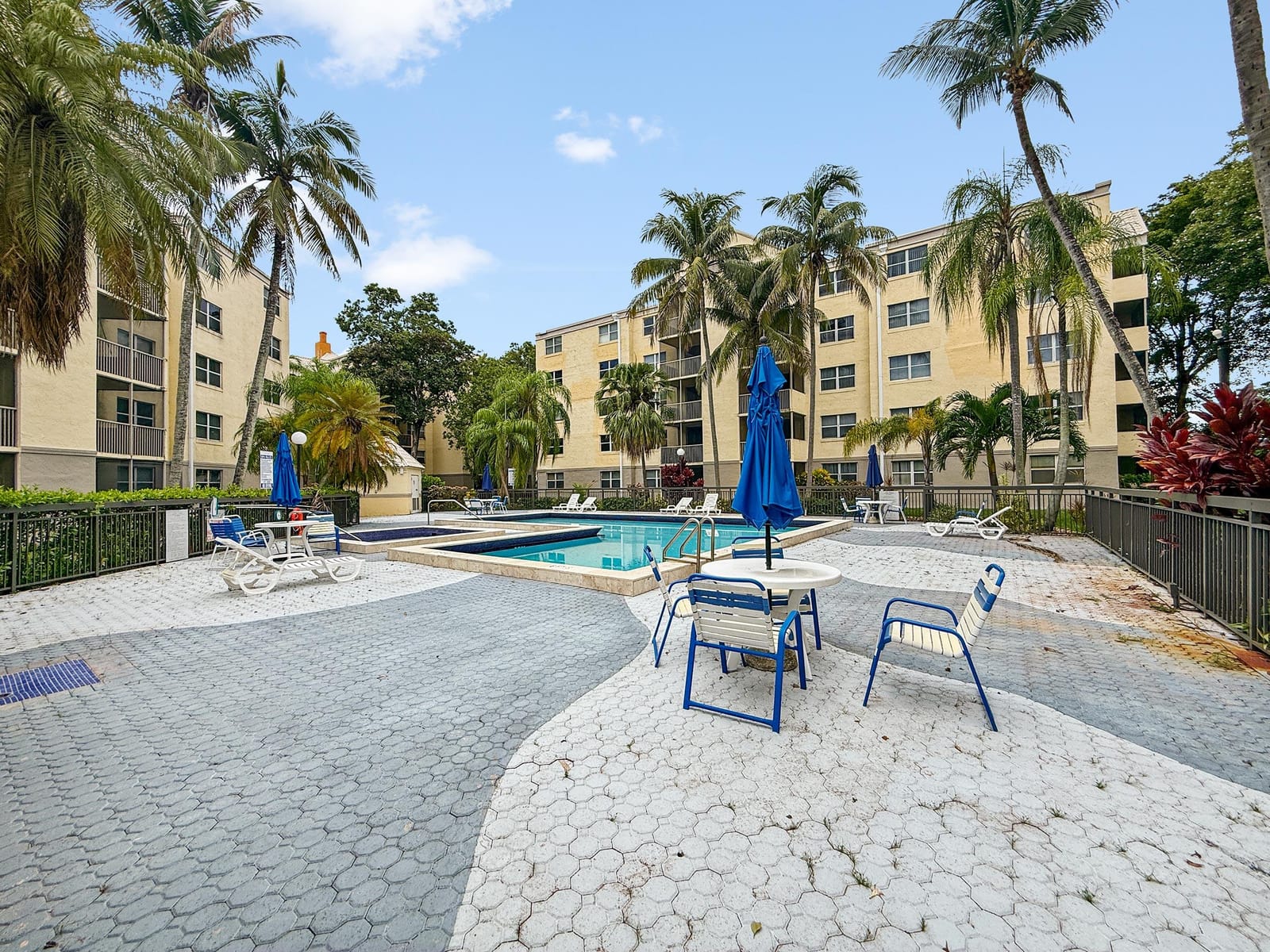 8290 LAKE Drive 250, Doral, FL 33166 photo 28