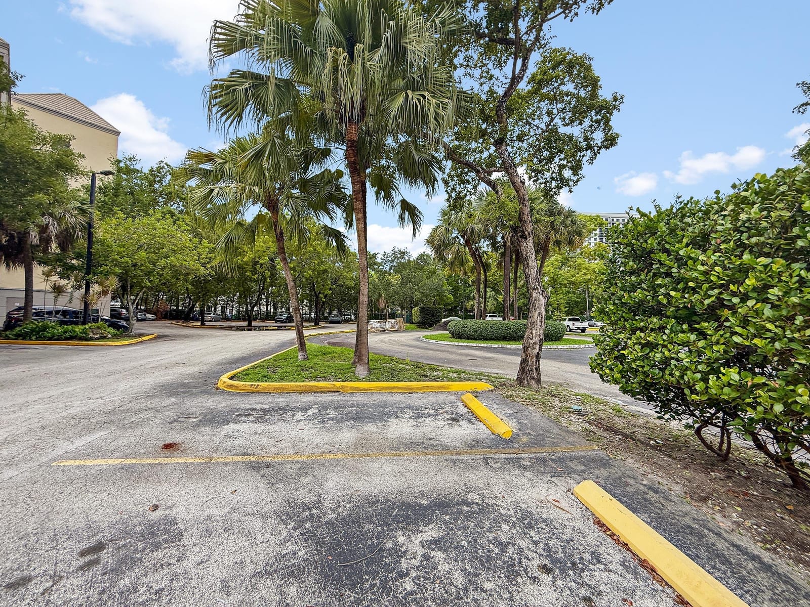 8290 LAKE Drive 250, Doral, FL 33166 photo 30