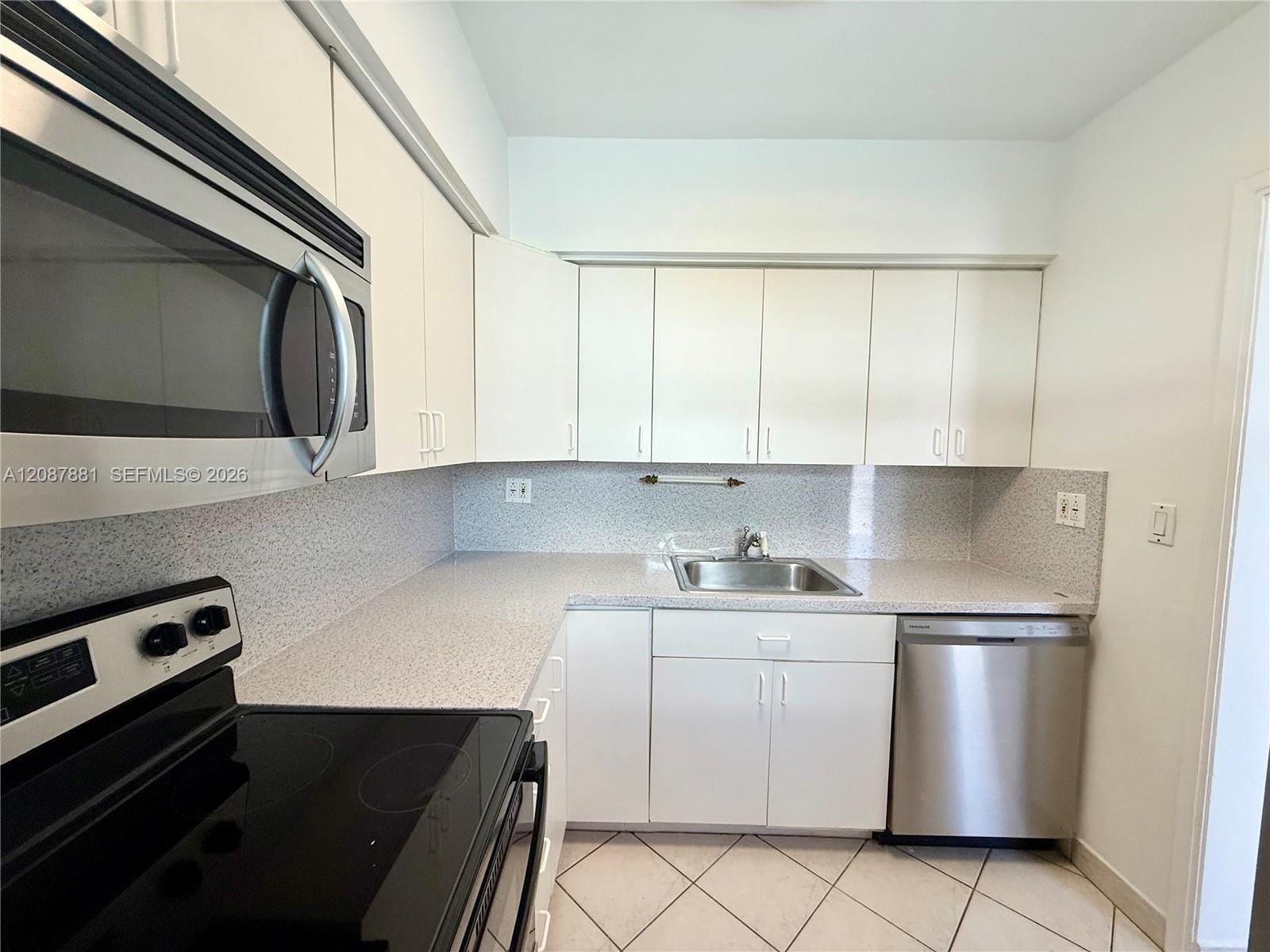 10178 Collins Avenue 107, Bal Harbour, FL 33154 photo 10