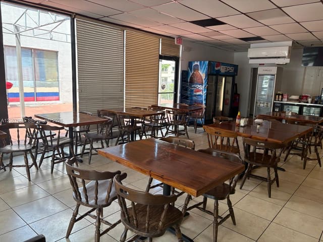 Restaurant-cafeteria, Hialeah, FL 33012