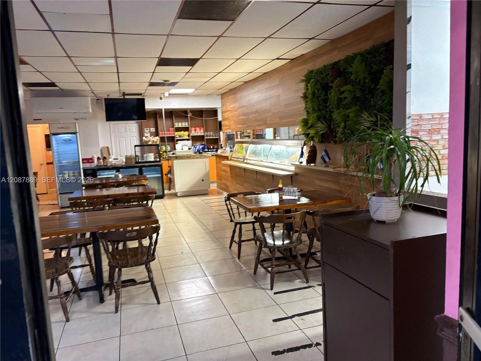Restaurant-cafeteria — photo 3