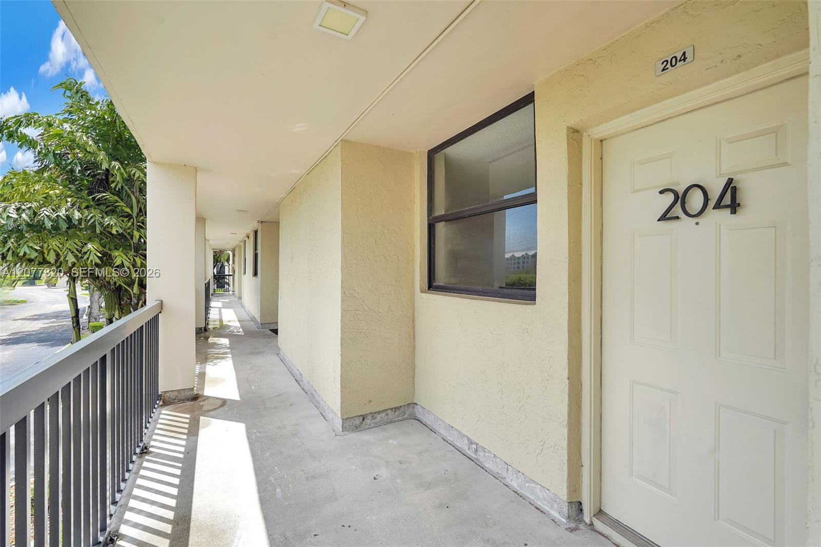117 Lake Emerald Drive 204, Oakland Park, FL 33309 photo 3
