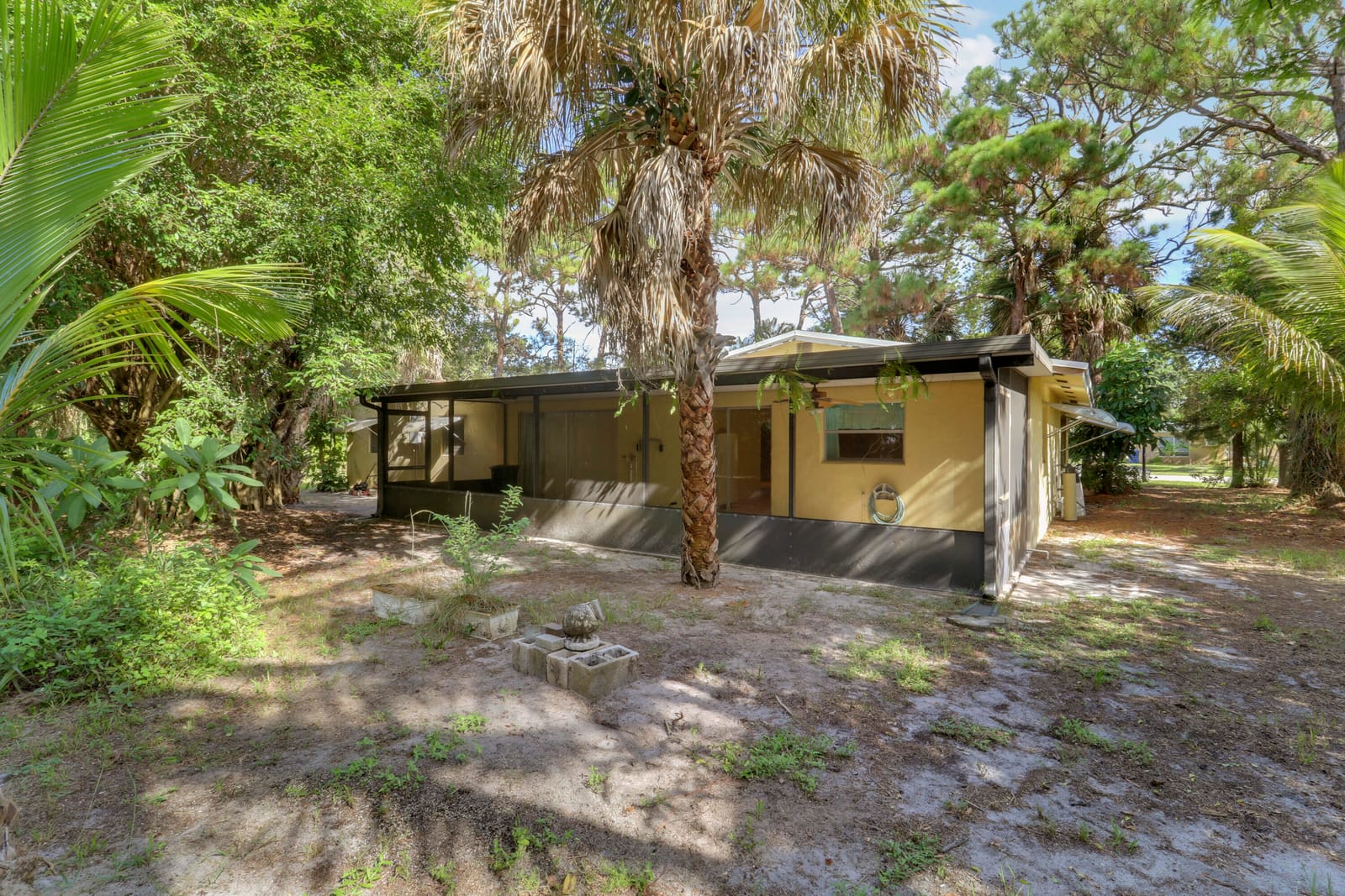 142 2ND Street, Jupiter, FL 33458 photo 2