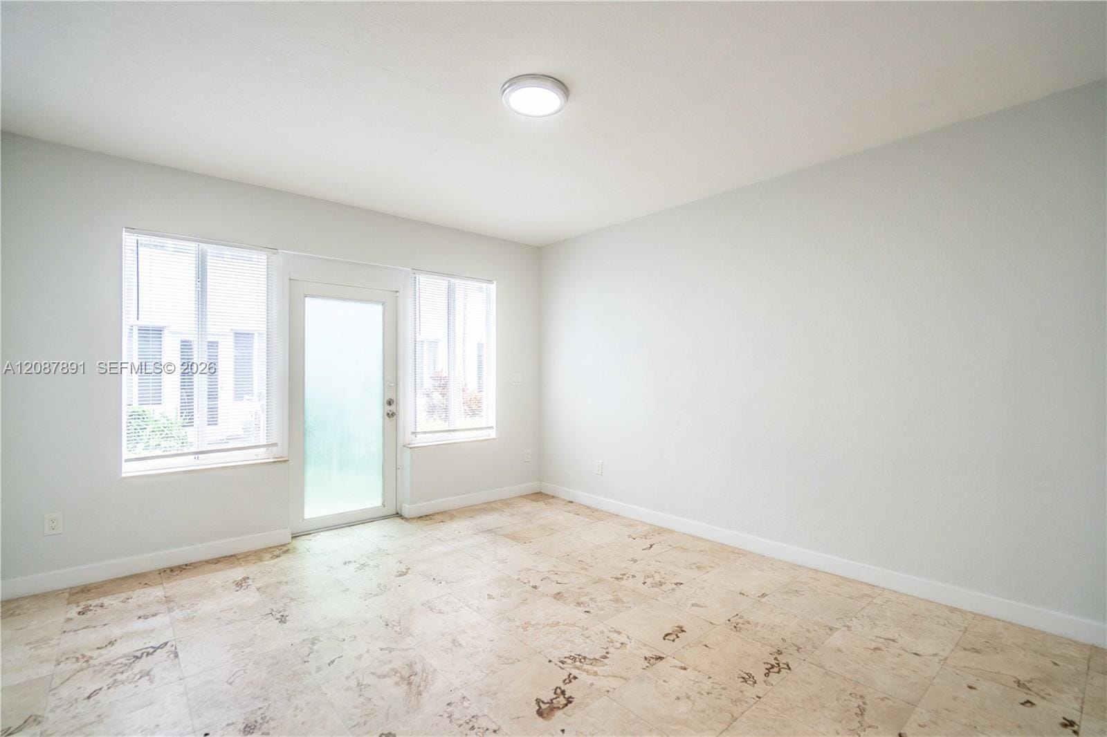 2180 Bay Drive 4B — photo 2