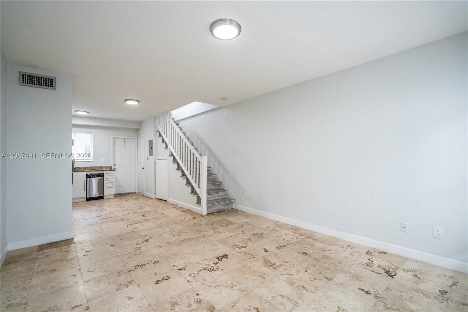 2180 Bay Drive 4B — photo 3