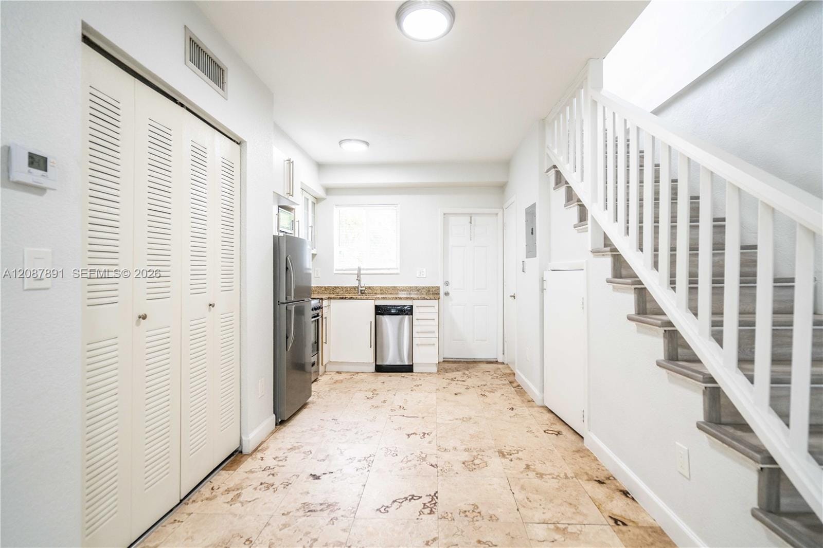 2180 Bay Drive 4B — photo 6