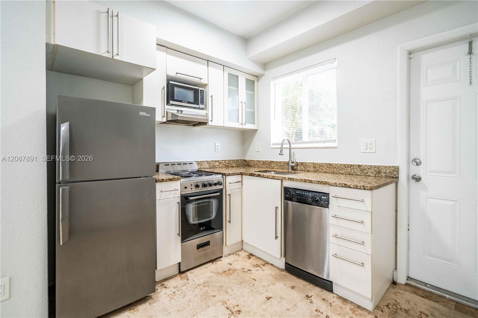 2180 Bay Drive 4B — photo 7