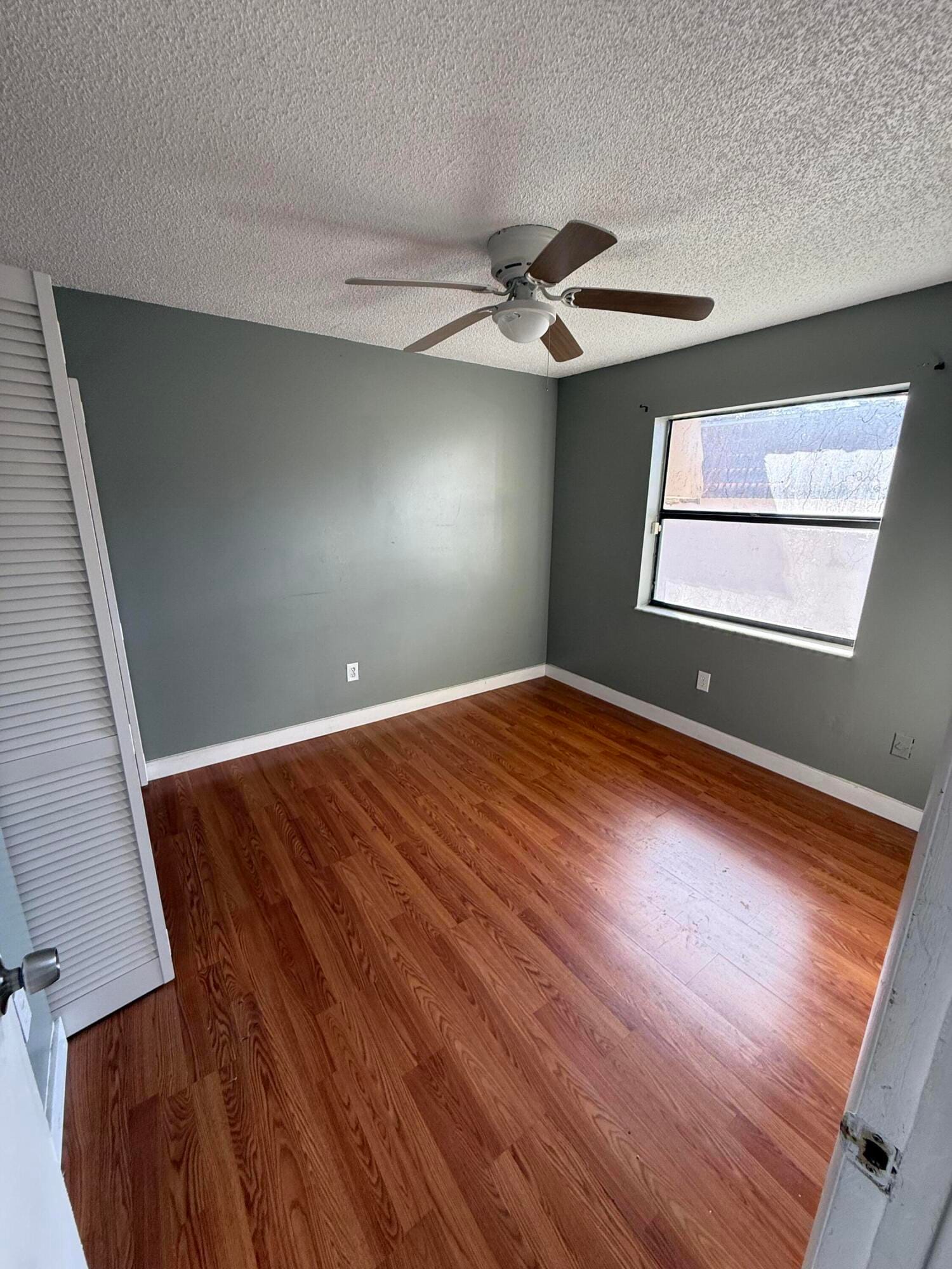 20735 NE 8TH Court 206-12 — photo 9