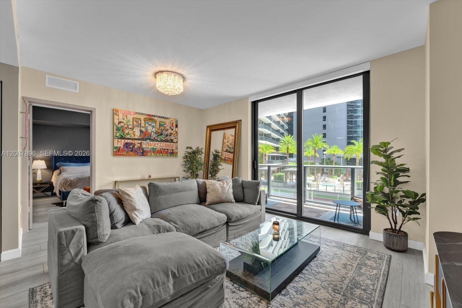 45 SW 9th Street 1002, Miami, FL 33130 photo 1