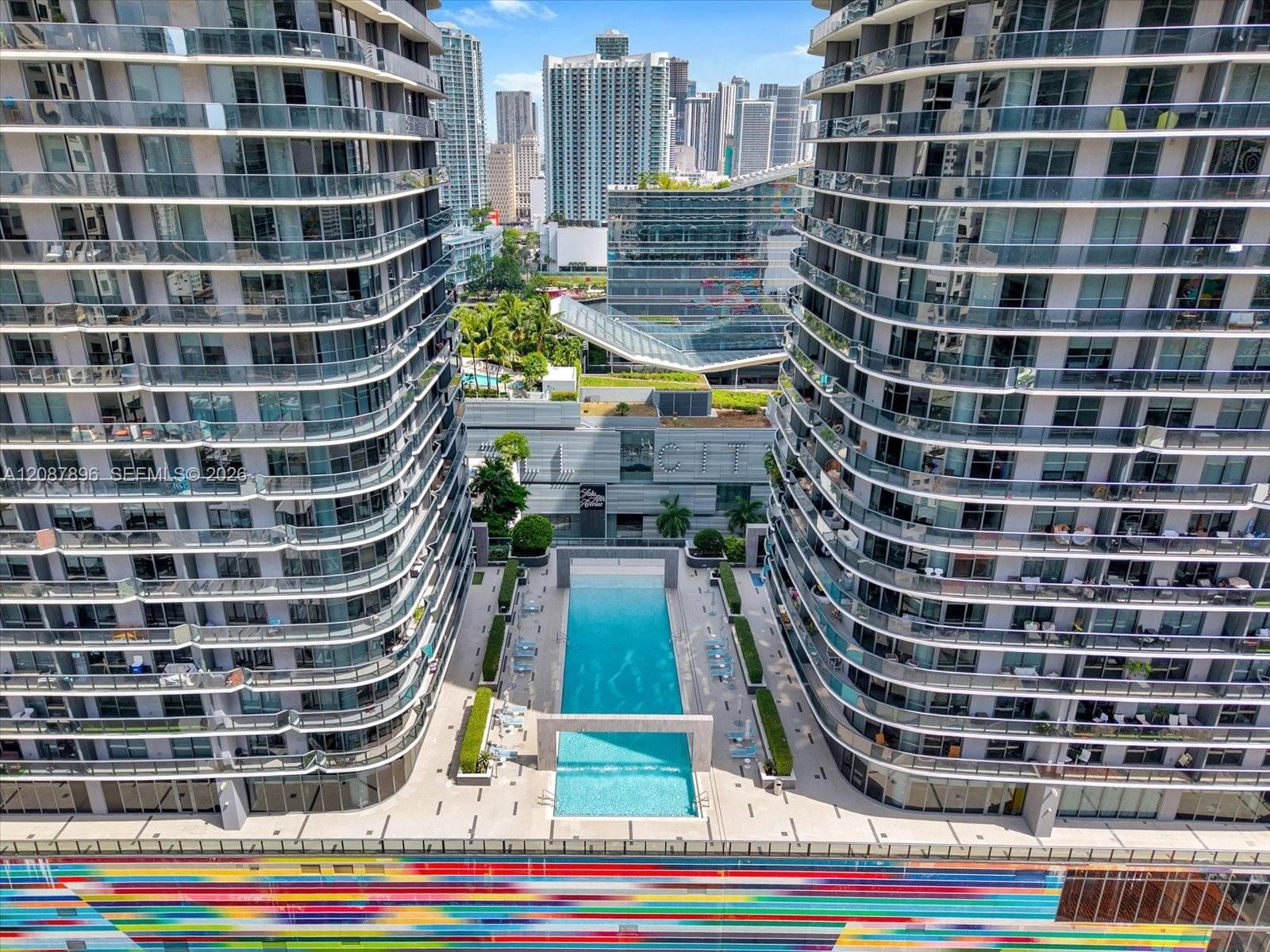 45 SW 9th Street 1002, Miami, FL 33130 photo 13