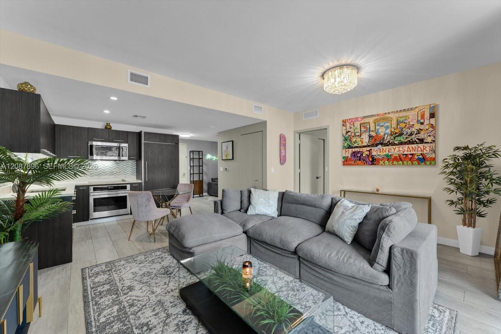 45 SW 9th Street 1002, Miami, FL 33130 photo 18