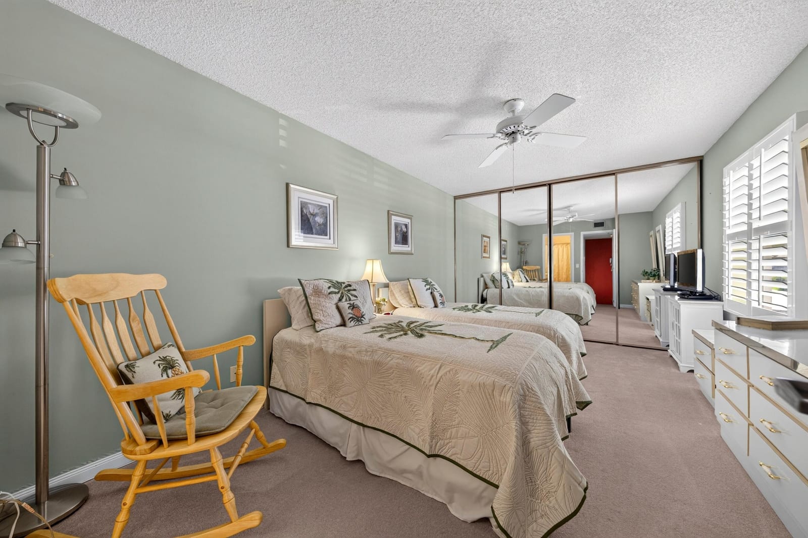 42 Essex Court B, Royal Palm Beach, FL 33411 photo 19