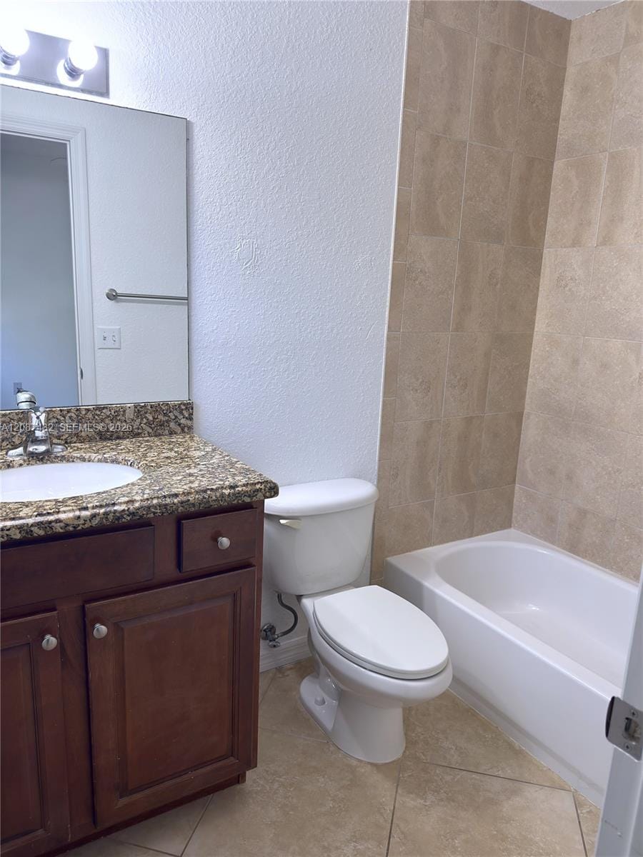 1000 Palm Trail 9, Delray Beach, FL 33483 photo 12